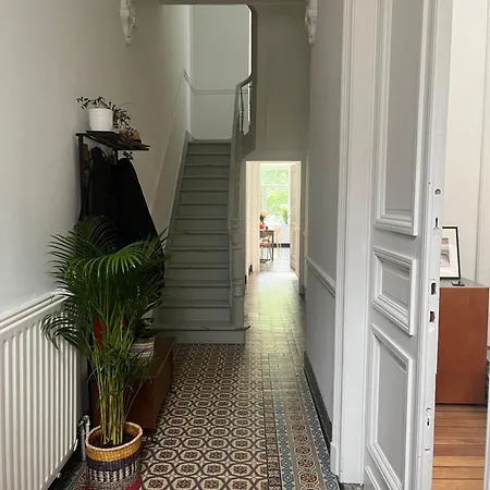Cosy La Citadelle Private Duplex Homestay Namur
